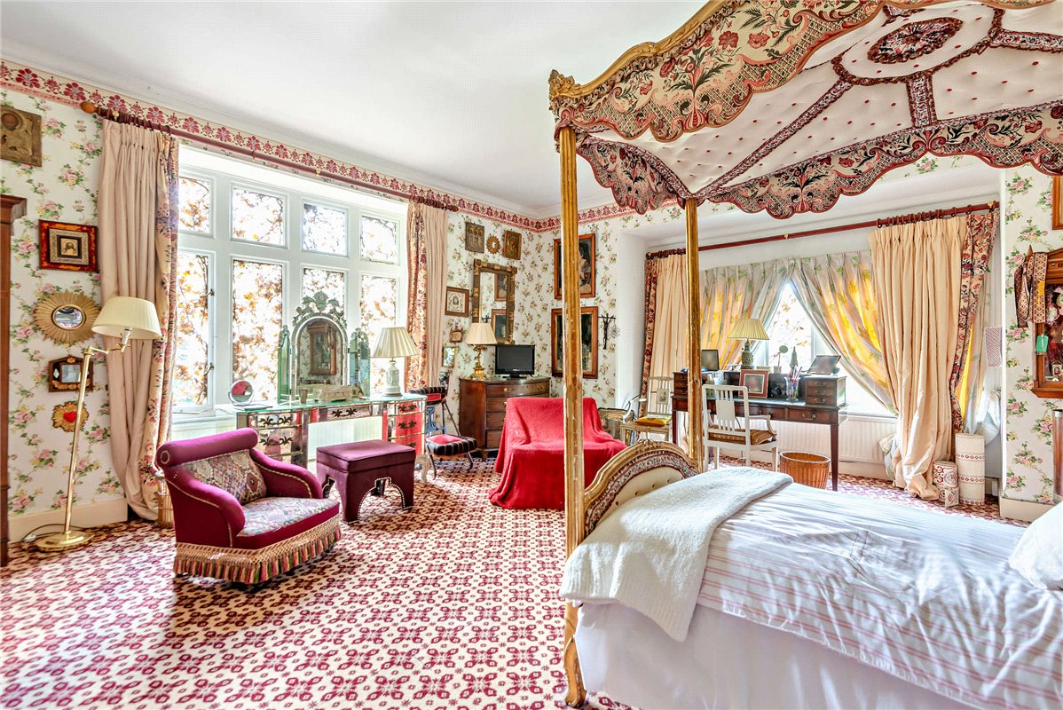 5.5 Sq Ft Country Estate, Priest Hill, Old Windsor, SL4 - Available, Image 15