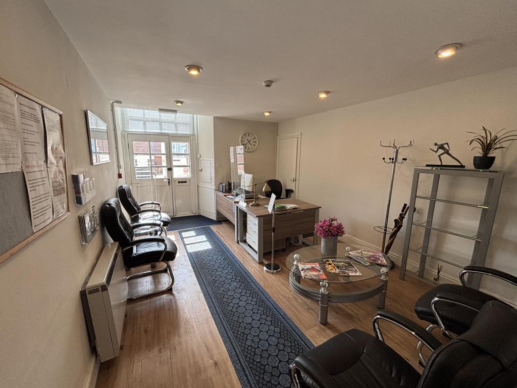 744 Sq Ft, Silver Street, Taunton, TA1 - Available, Image 1
