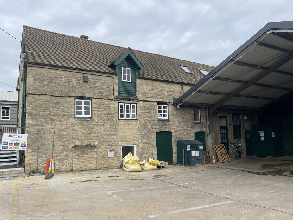 2432 Sq Ft, Eagle Industrial Estate, Witney, OX28 - Available, Image 4