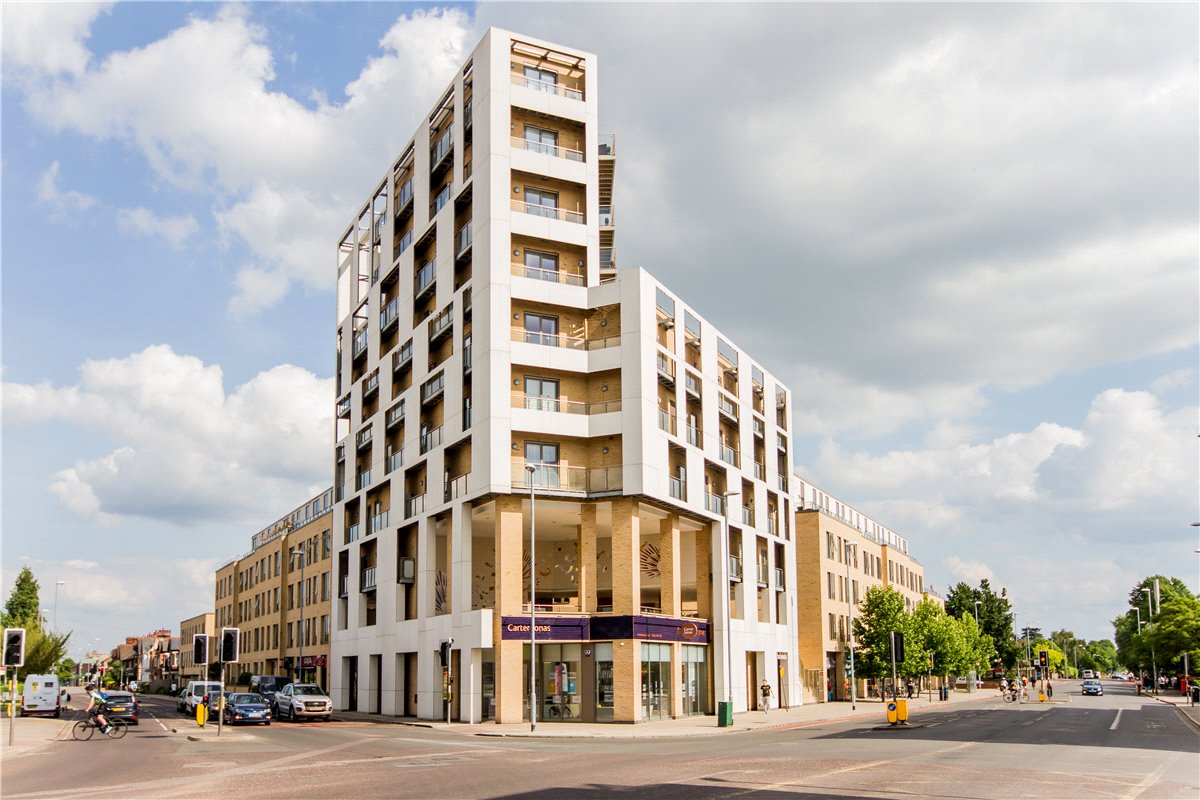 2 bedroom Flat, Hills Road, Cambridge, CB2 - Sold