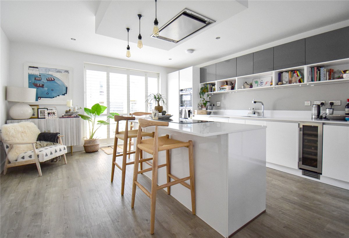 4 bedroom House, Knightly Avenue, Cambridge, CB2 - , Image 11