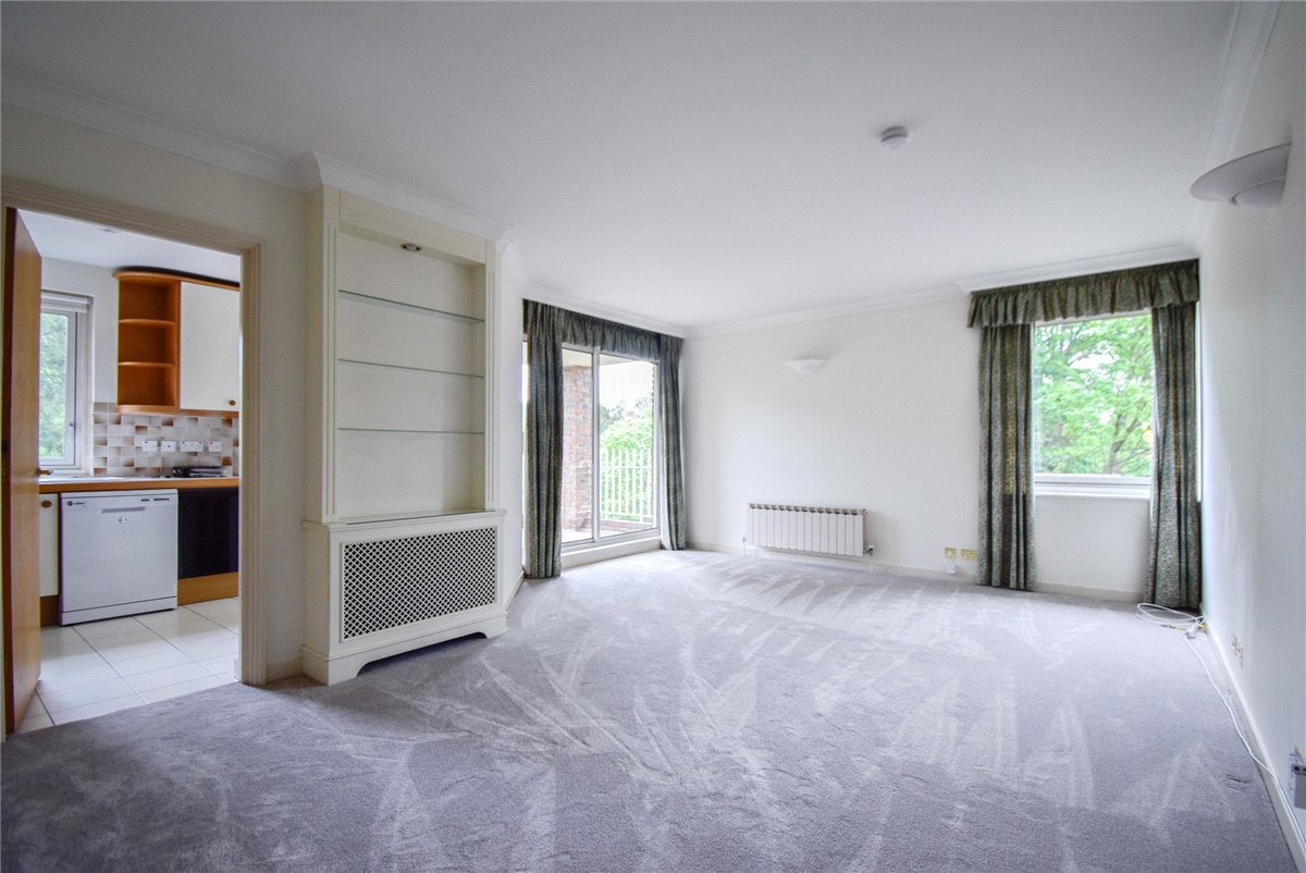 3 bedroom Flat, The Oasthouse, Pinehurst South, CB3 - Available, Image 2