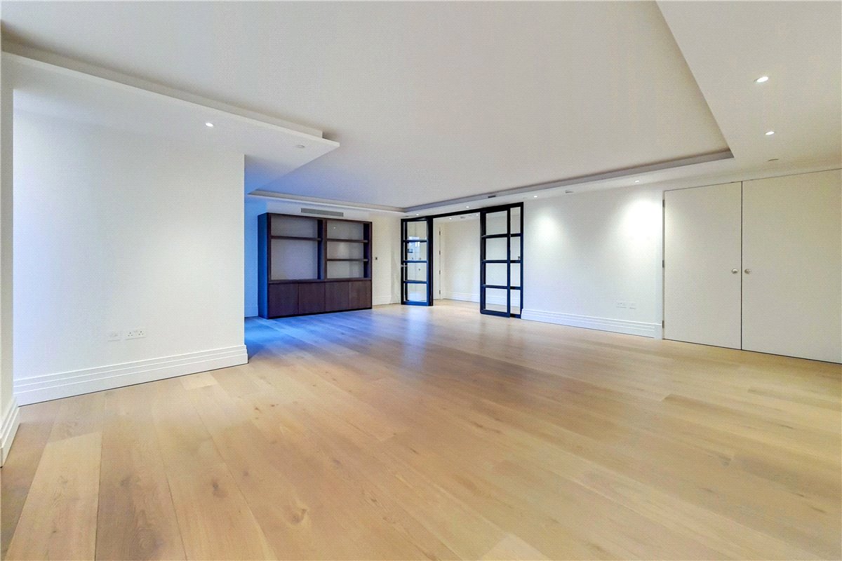 2 bedroom Flat, Kensington Gardens Square, London, W2 - Available, Image 8