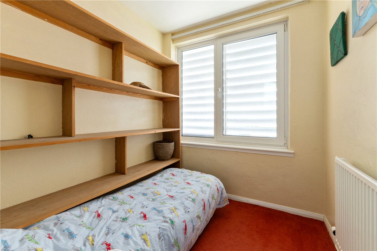 3 bedroom Flat, Sherlock Close, Cambridge, CB3 - Sold, Image 2