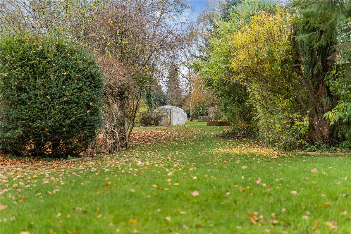3 bedroom House, Vicarage Road, Stoneleigh, CV8 - Sold STC, Image 11