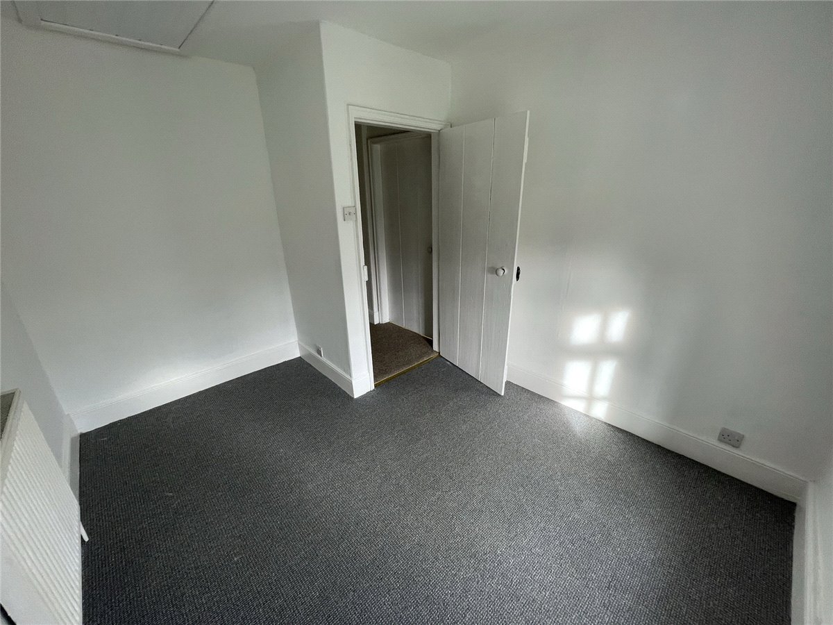 3 bedroom House, Wrench Green, Hackness, YO13 - Let Agreed, Image 4