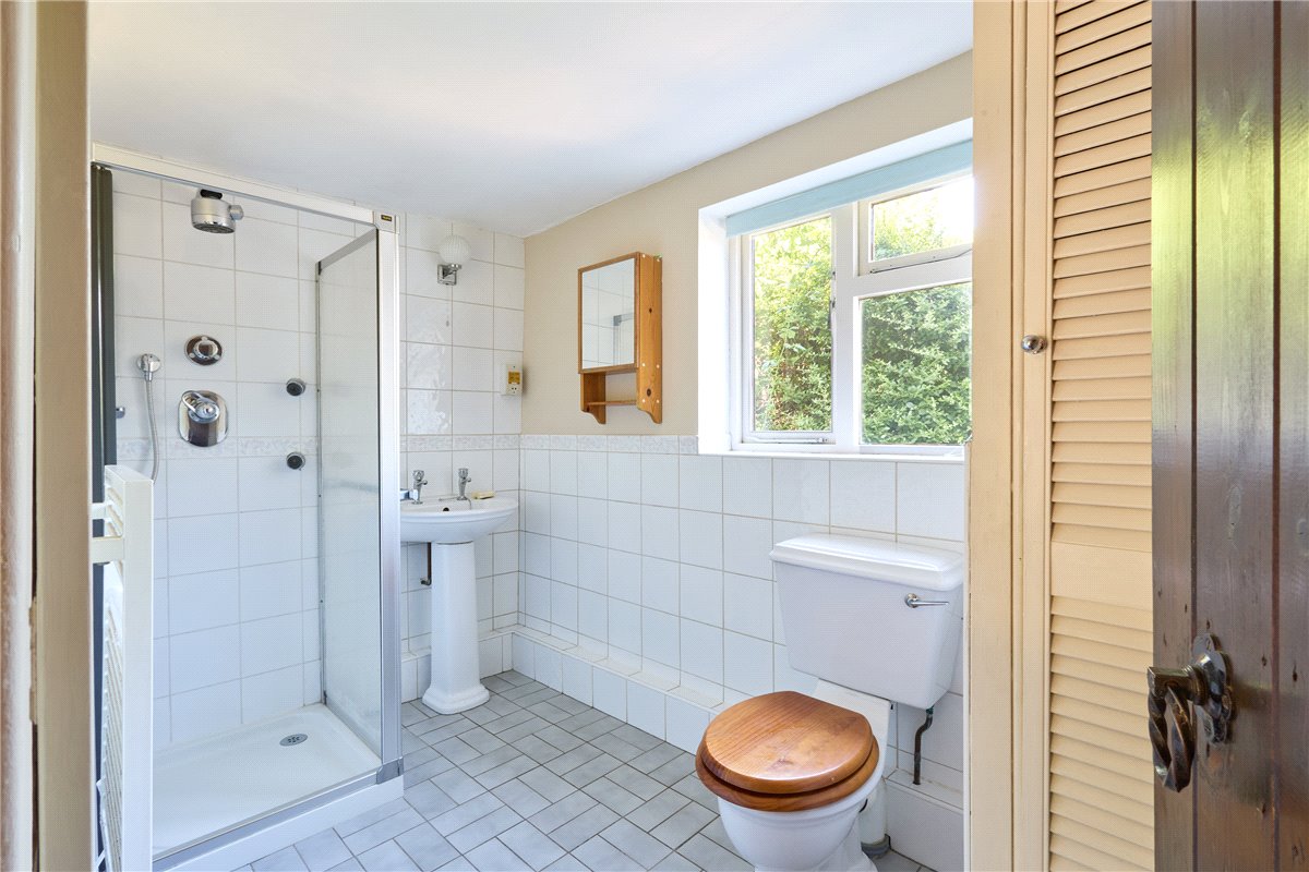 4 bedroom House, High Street, Cottenham, CB24 - Available, Image 2