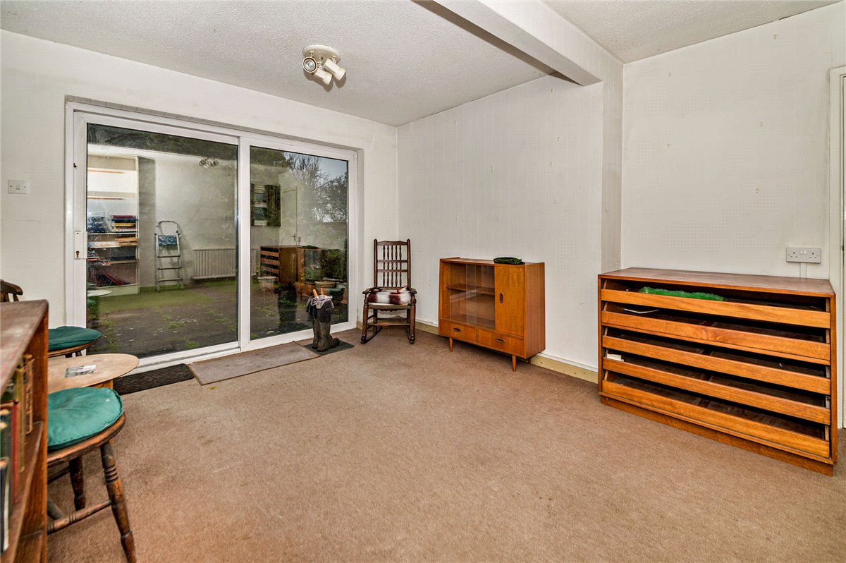 3 bedroom House, Cheriton Close, Newbury, RG14 - Sold, Image 9