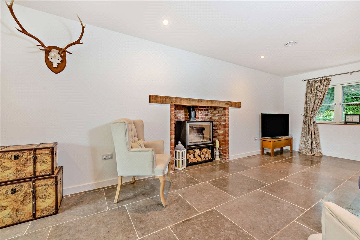 4 bedroom House, Highfield, Ashmansworth, RG20 - Available, Image 8