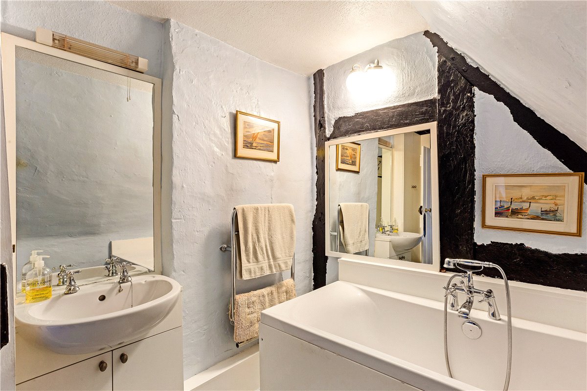4 bedroom Cottage, Sunton, Collingbourne Ducis, SN8 - Available, Image 9