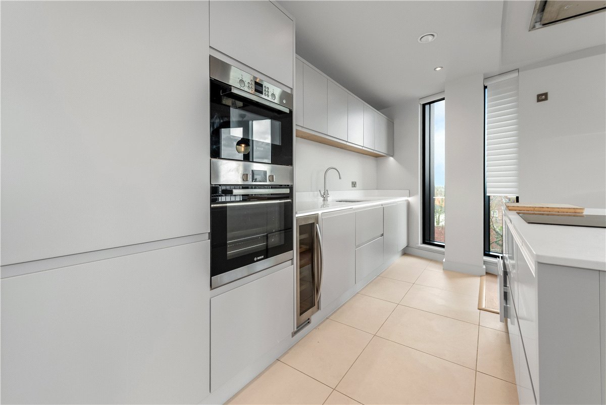 2 bedroom Flat, The Stonebow, York, YO1 - Available, Image 12