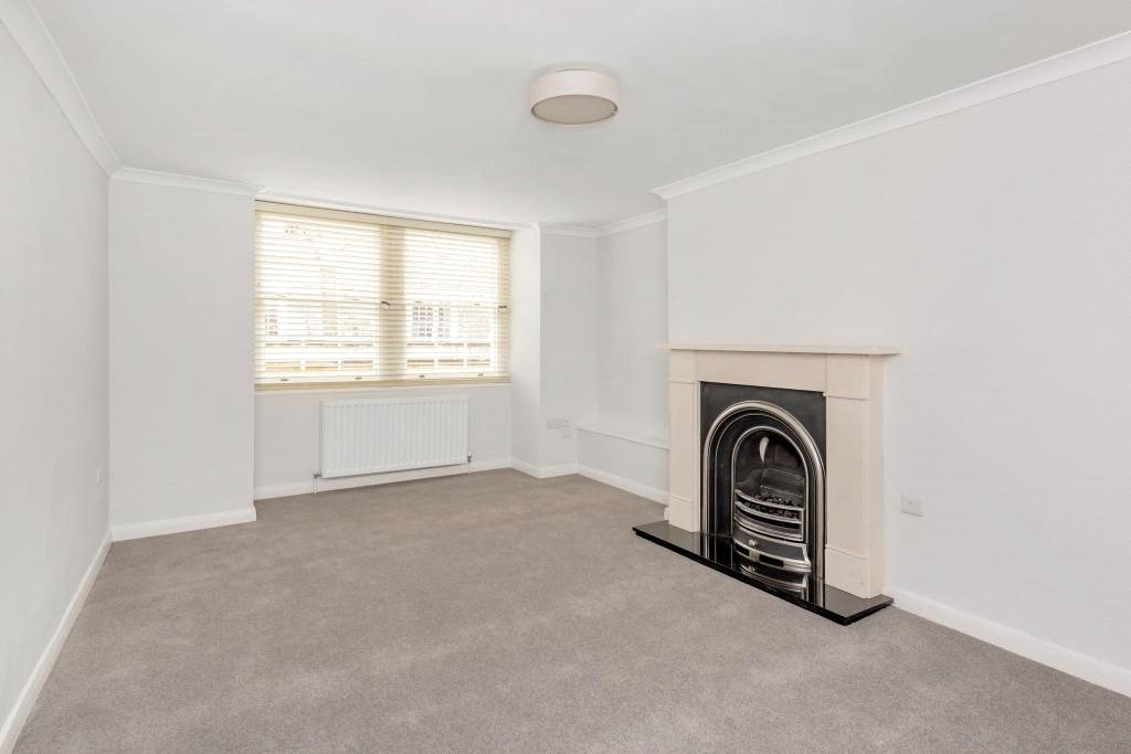 3 bedroom Flat, Bath Street, Bath, BA1 - , Image 2