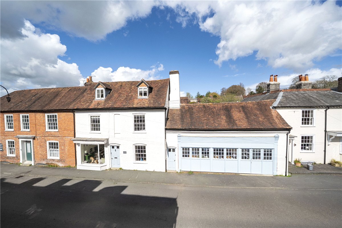 5 bedroom House, East Street, Hambledon, PO7 - Sold