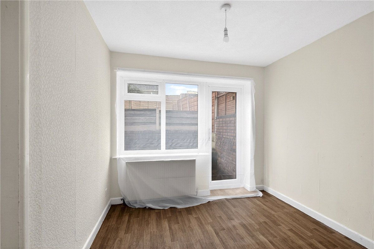 3 bedroom House, Kingsway, Bredbury, SK6 - Available, Image 8