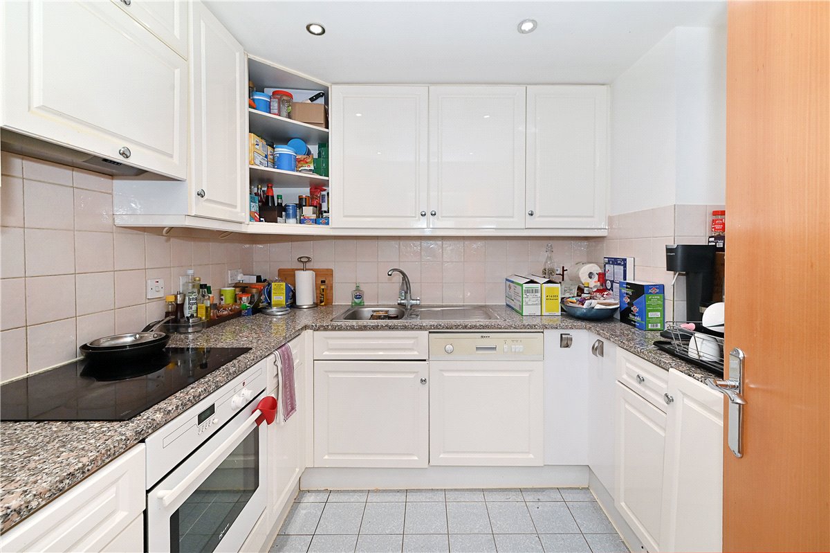 2 bedroom Flat, Barrett Street, Marylebone, W1U - Available, Image 7