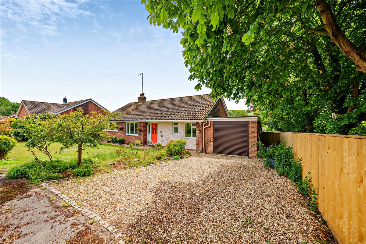 3 bedroom Bungalow, Downs Close, Eastbury, RG17 - Available, Image 20