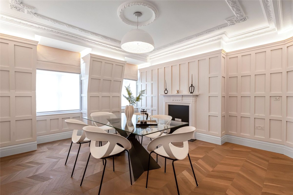 3 bedroom Flat, Weymouth Street, Marylebone, W1G - Available, Image 11