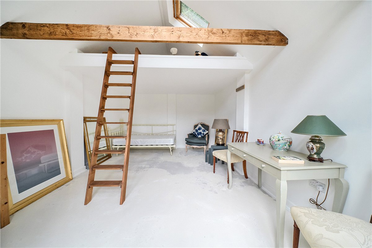 3 bedroom House, Wootton Rivers, Marlborough, SN8 - Available, Image 9