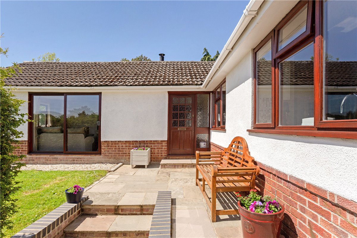 4 bedroom Bungalow, Bucklebury Alley, Cold Ash, RG18 - Available, Image 21