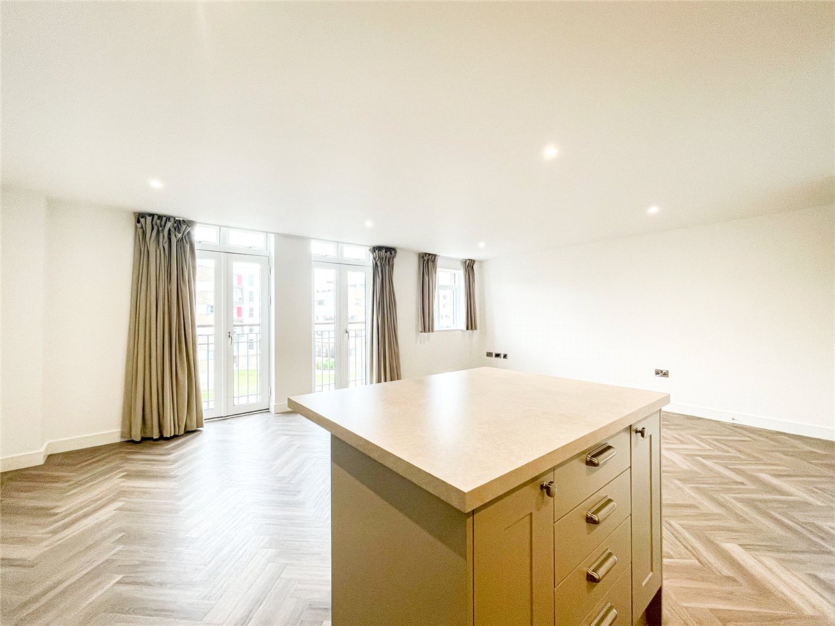 1 bedroom Flat, The Belvedere, Homerton Street, CB2 - , Image 4