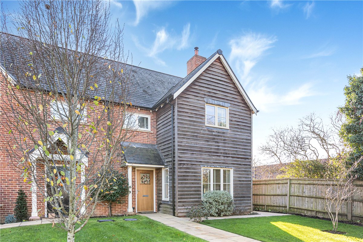 3 bedroom House, Couling Close, Yarnton, OX5 - Available