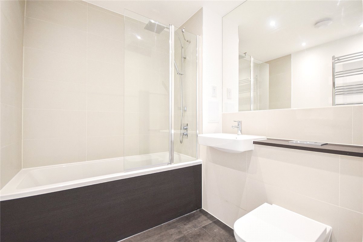2 bedroom Flat, Poulter Walk, Trumpington, CB2 - Let Agreed, Image 4