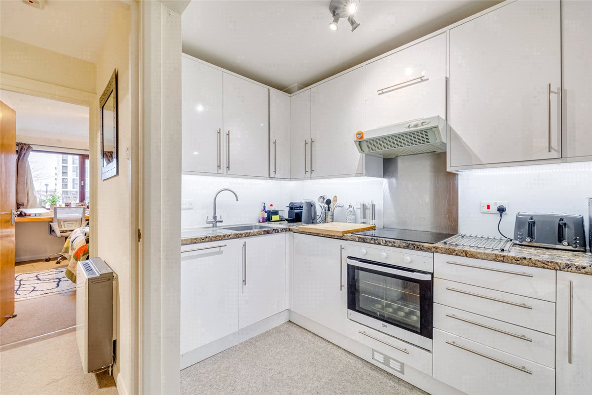 2 bedroom Flat, Maltings Place, London, SW6 - Available, Image 13