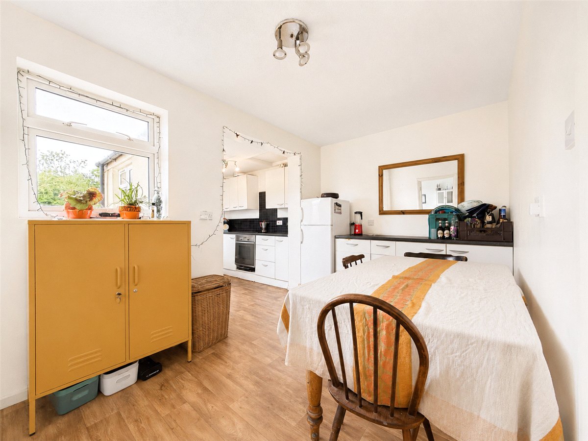 3 bedroom House, Longmeadow, Lode, CB25 - Available, Image 2