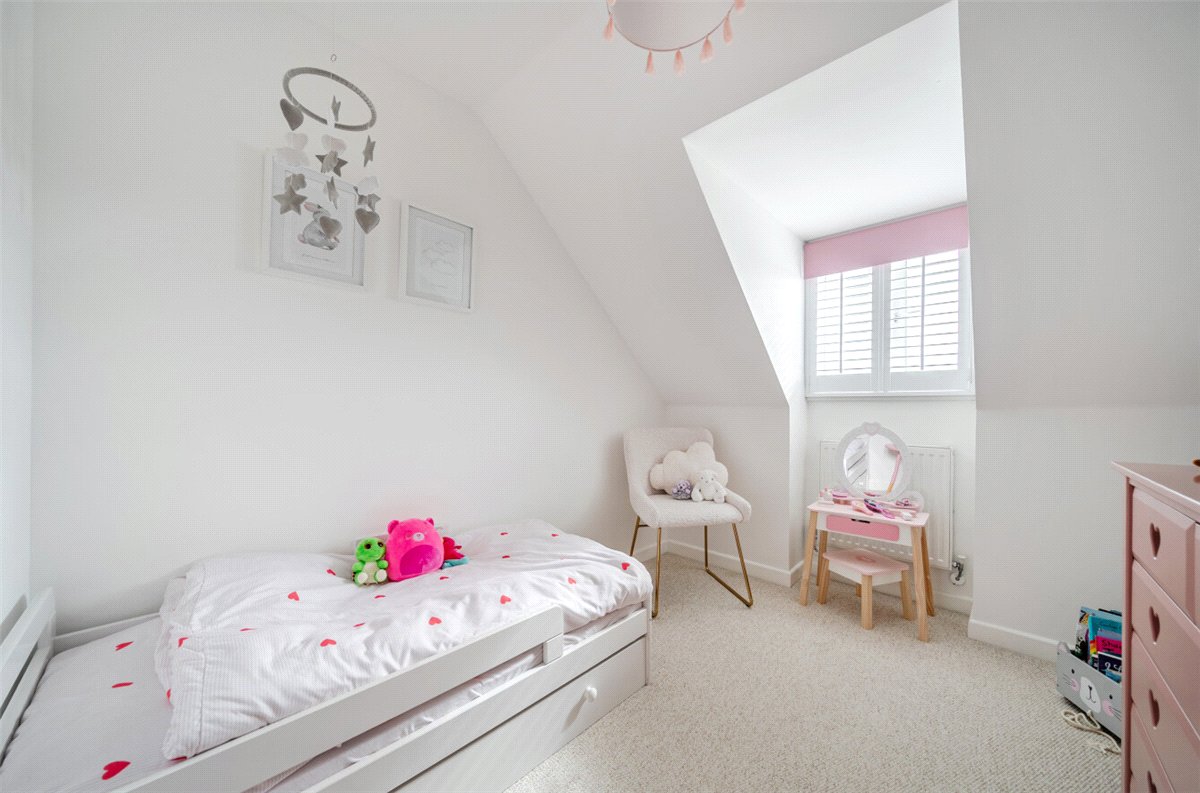 4 bedroom House, Manton Hollow, Manton, SN8 - Available, Image 1