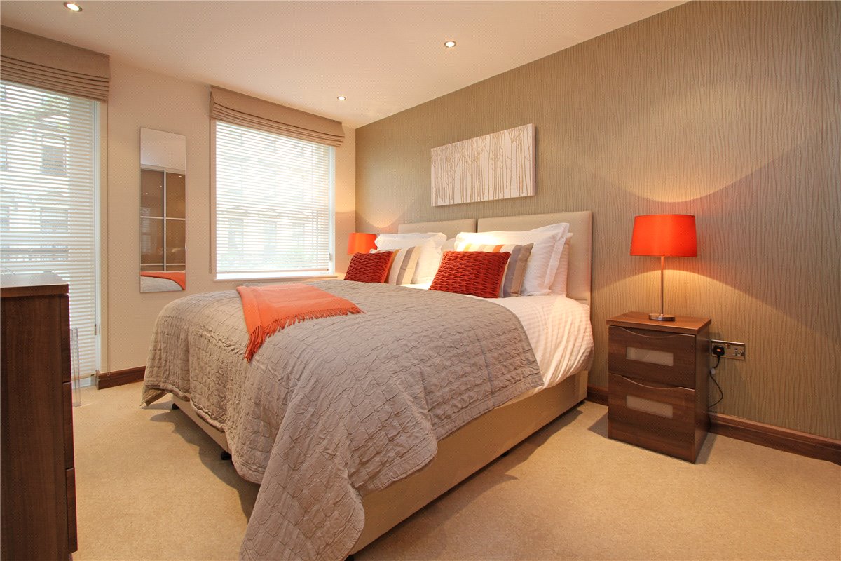 2 bedroom Flat, Ennismore Gardens, London, SW7 - Available, Image 6