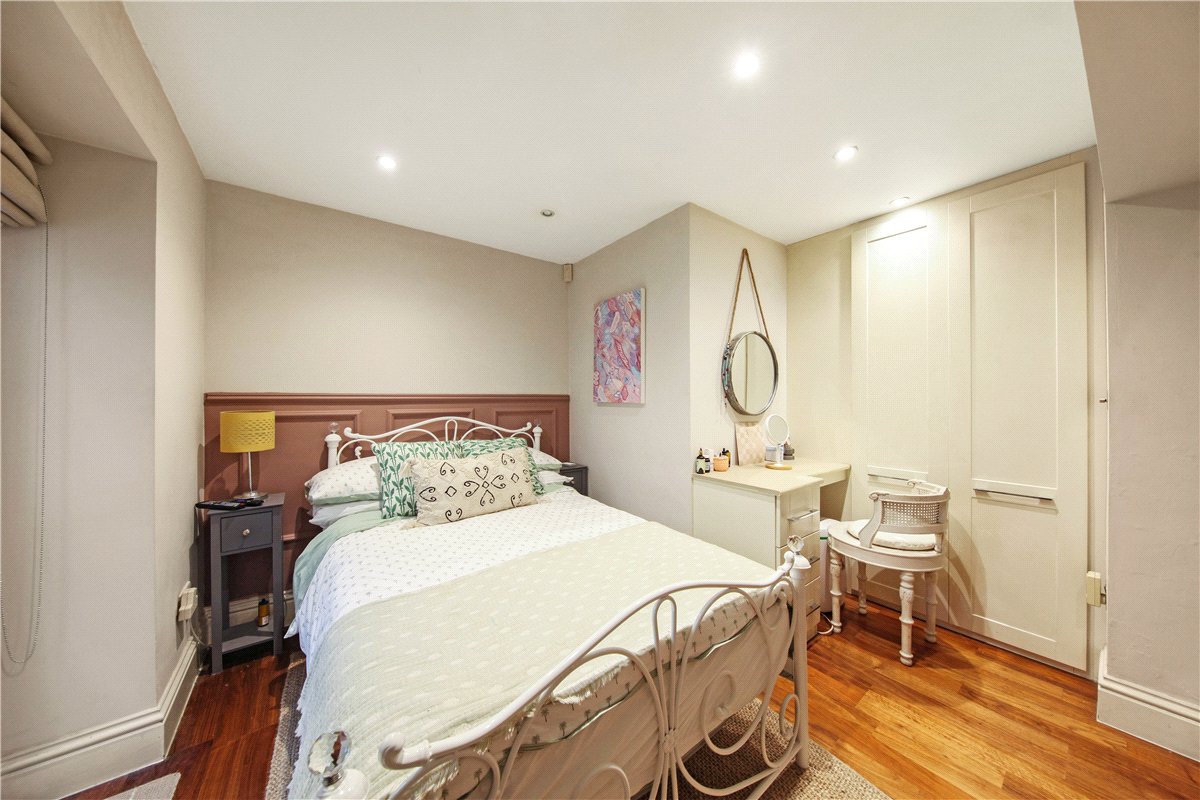 3 bedroom House, Oldbury Place, Marylebone, W1U - Available, Image 11