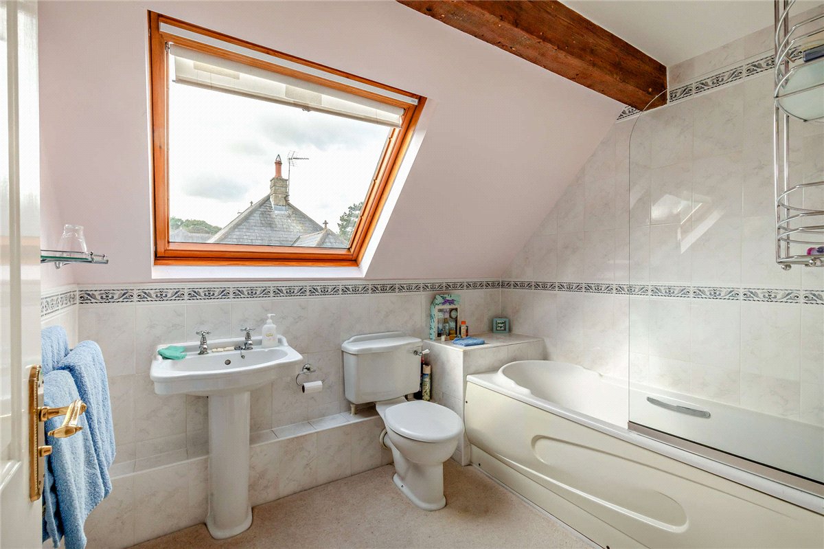 3 bedroom Flat, Apartment 12, Ellis House, Ellis Court, HG1 - Available, Image 9
