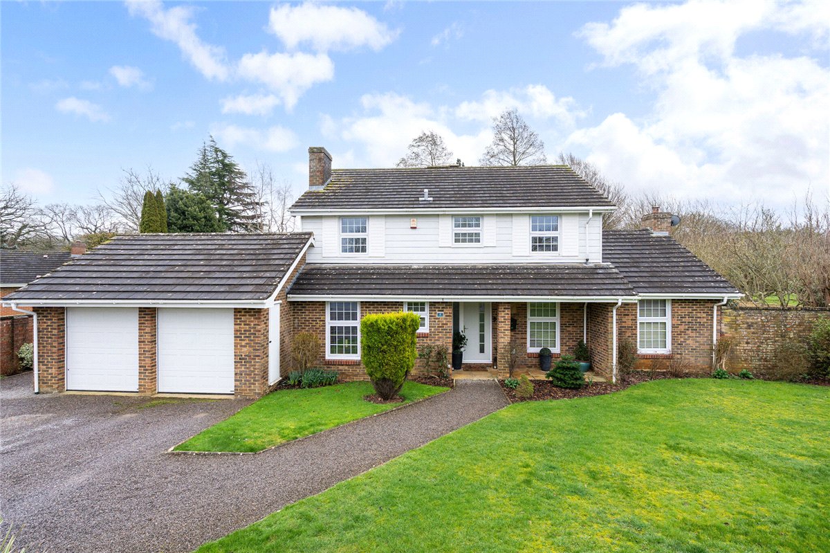 4 bedroom House, Brettingham Gate, Broome Manor, Swindon, SN3 - Available