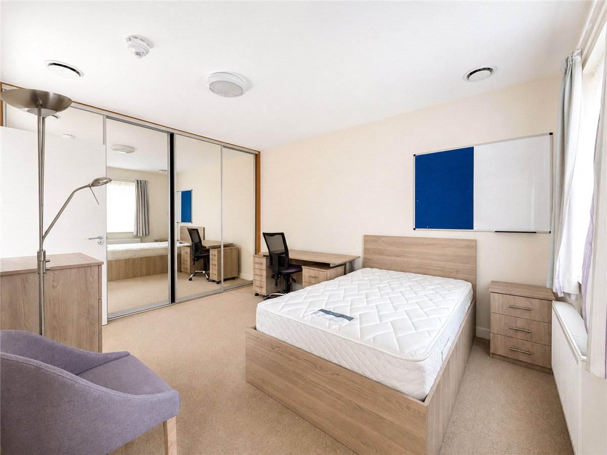 3 bedroom House, Royal Way, Trumpington, CB2 - Sold STC, Image 10