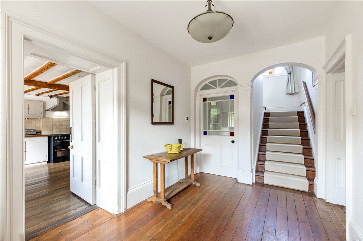 3 bedroom House, West Street, Aldbourne, SN8 - Available, Image 9