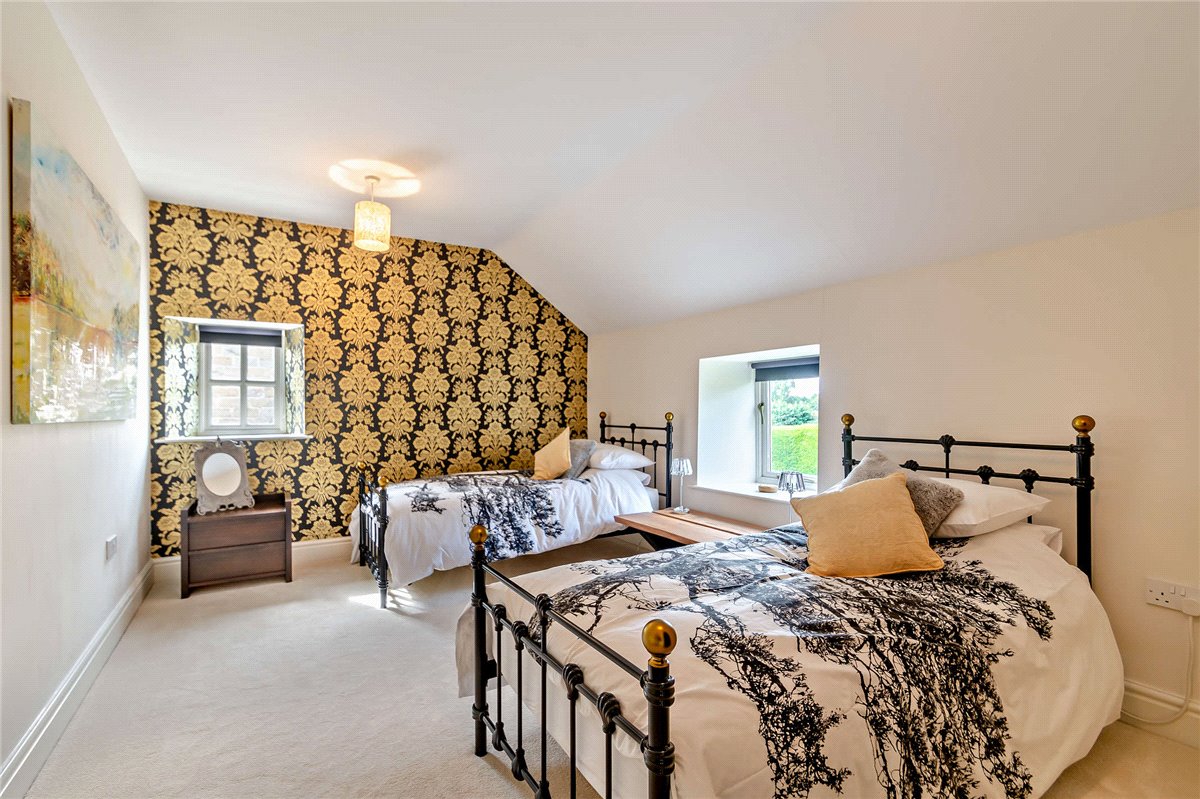 5 bedroom House, Shaw Lane, Farnham, HG5 - Sold, Image 6