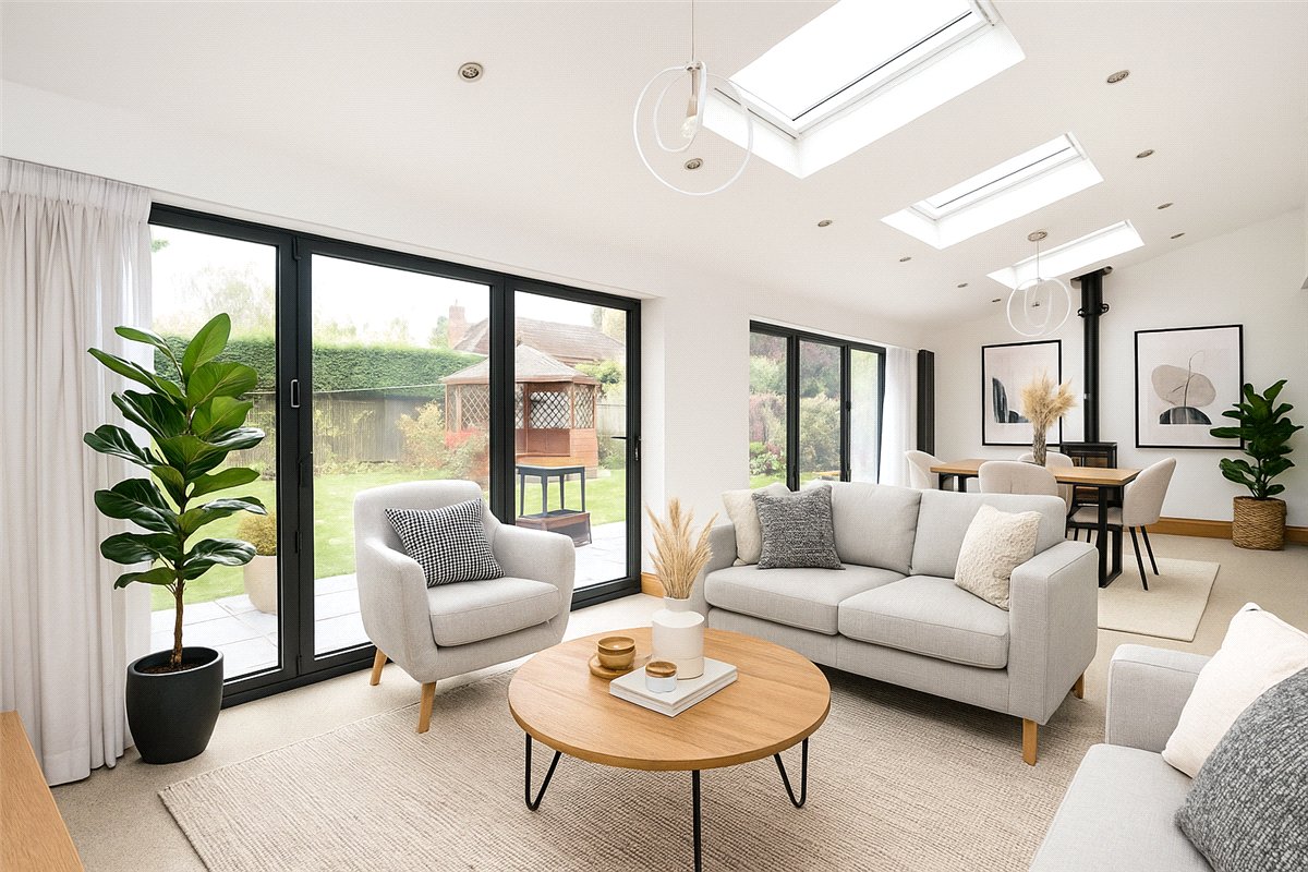 6 bedroom House, Allerthorpe, York, YO42 - Available, Image 1