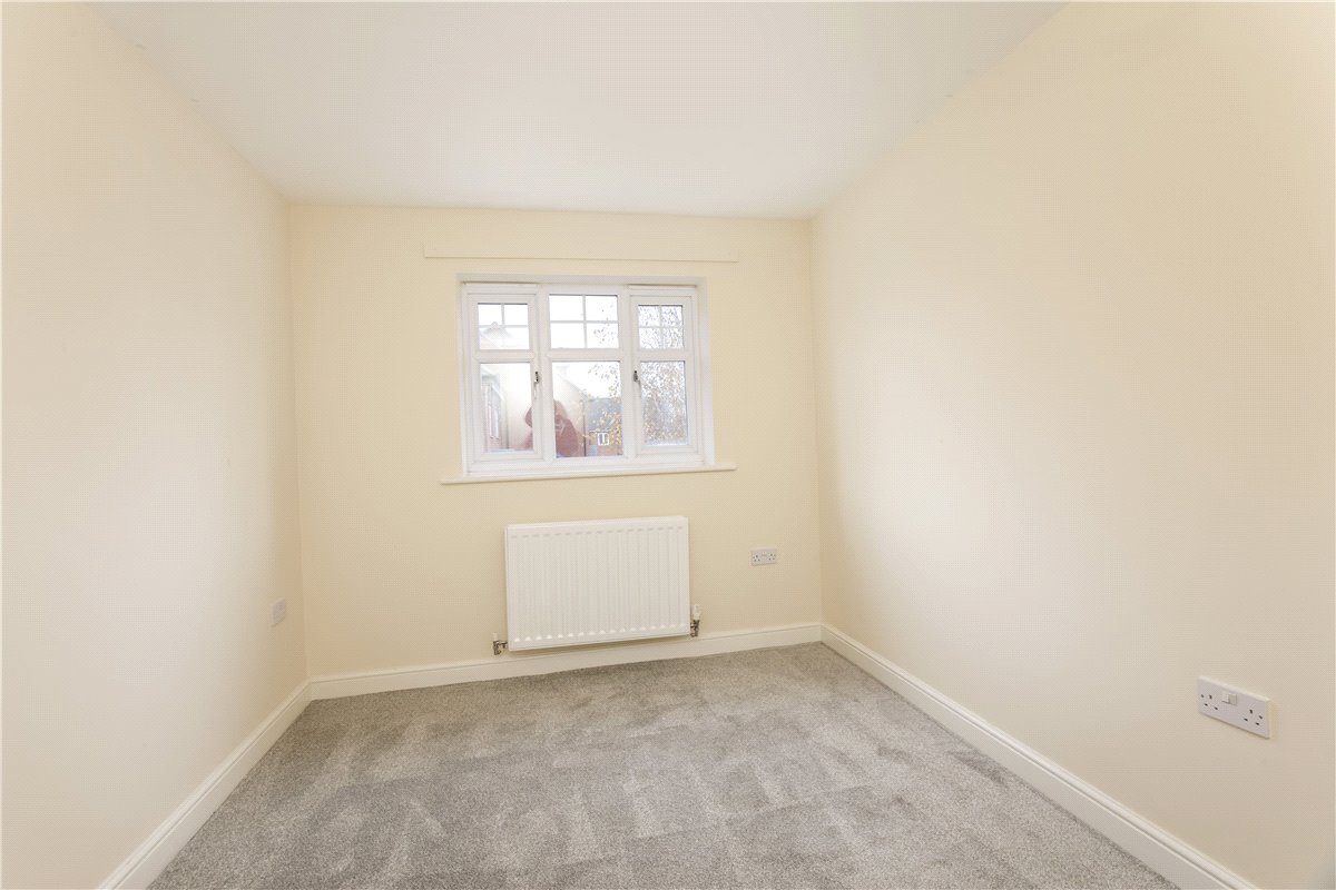 3 bedroom House, Bracken Way, Harworth, DN11 - , Image 5