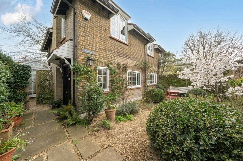 2 bedroom Cottage, Upper Ham Road, Richmond, TW10 - Available, Image 14