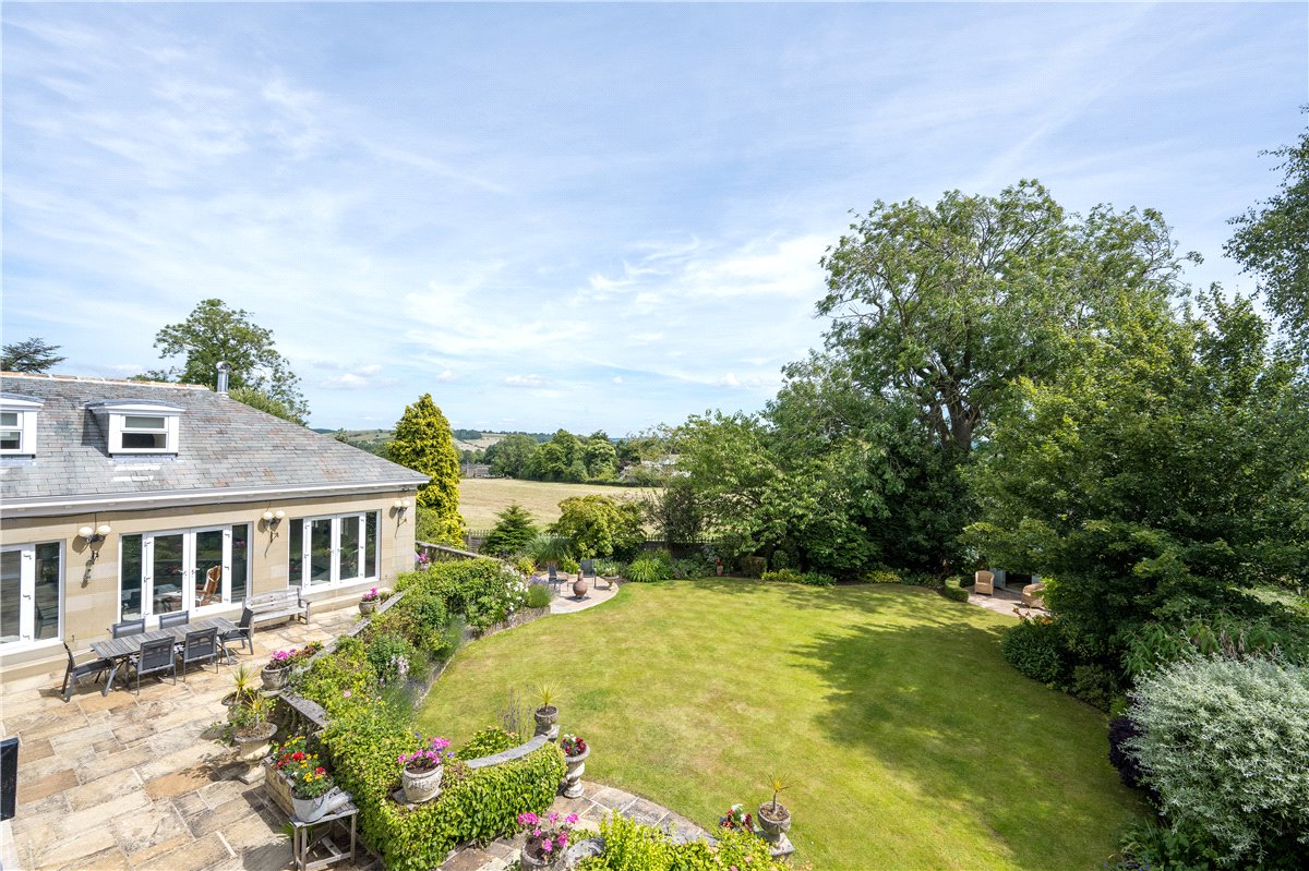 6 bedroom House, Crag Lane, Huby, LS17 - Available, Image 16