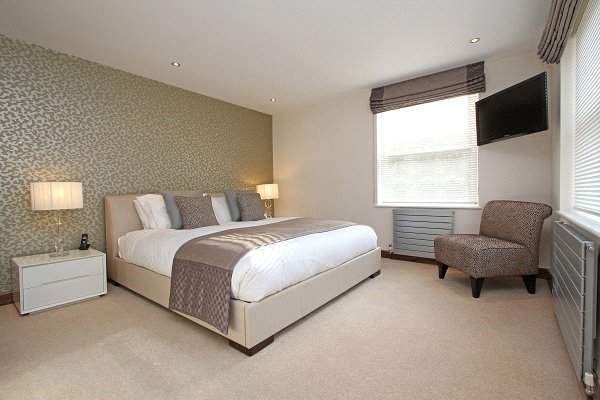 2 bedroom Flat, Kingston House South, Ennismore Gardens, SW7 - Available, Image 3