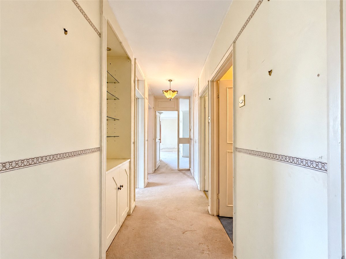 3 bedroom Flat, Marlborough Court, Pinehurst, Grange Road, CB3 - Available, Image 3