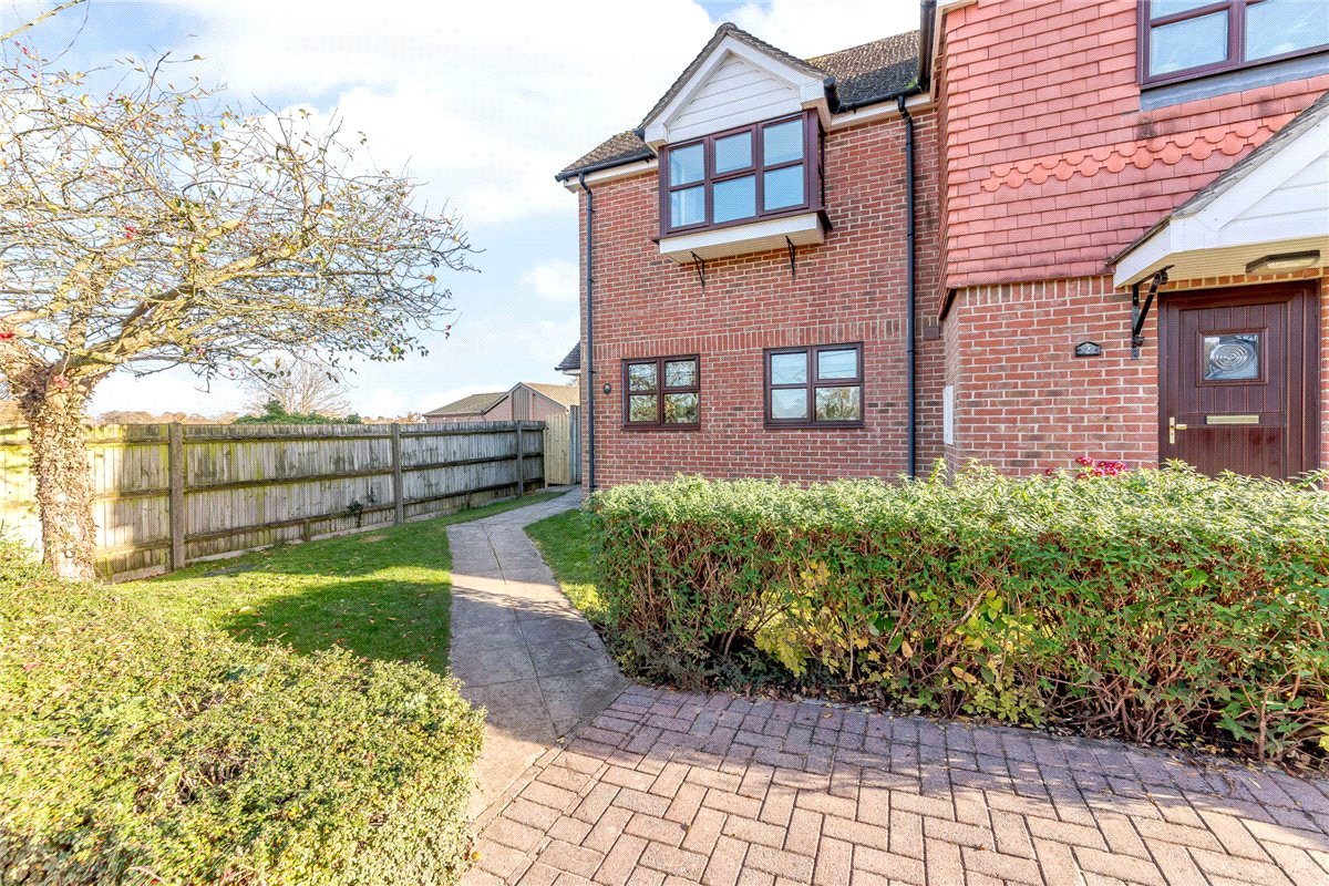 2 bedroom House, Gore End Road, Ball Hill, RG20 - , Image 7