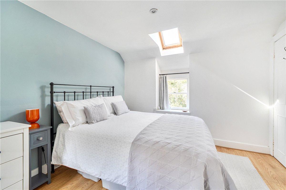 1 bedroom House, Prior Park Road, Bath, BA2 - Available, Image 10