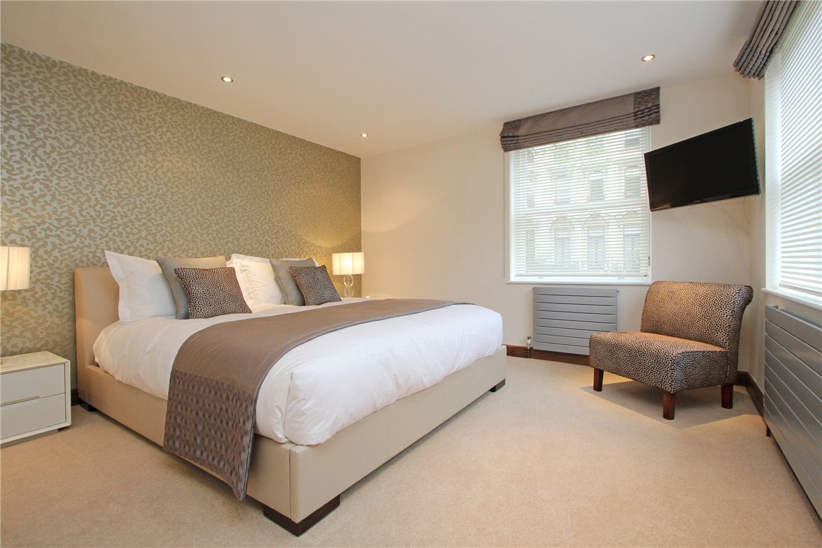 2 bedroom Flat, Ennismore Gardens, London, SW7 - Available, Image 5