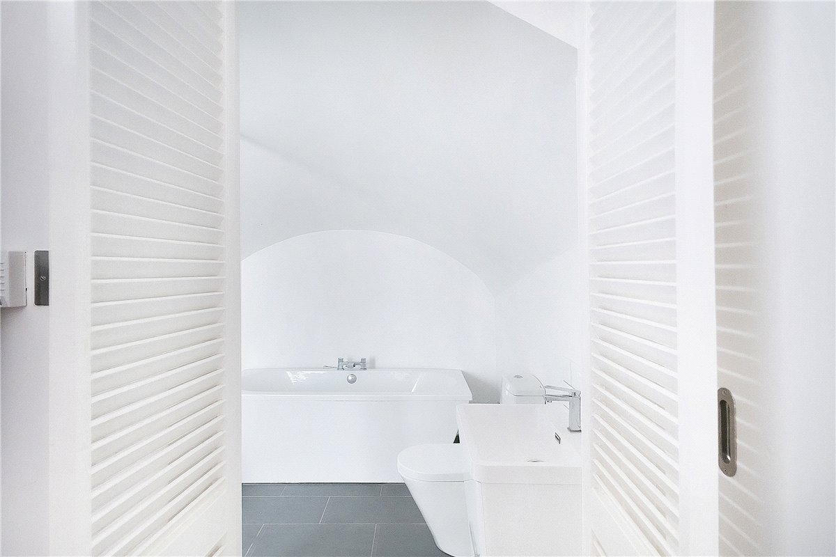 2 bedroom Flat, Warwick Way, Pimlico, SW1V - Available, Image 3