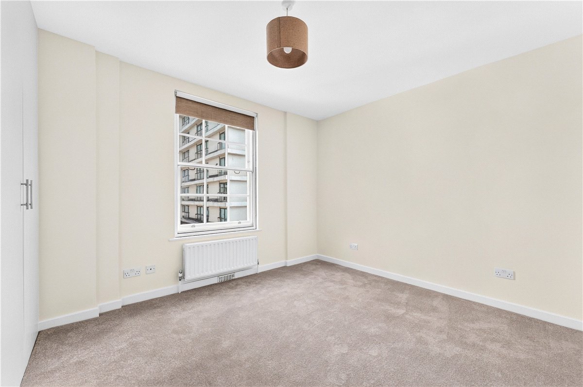 3 bedroom Flat, George Street, Marylebone, W1H - Let Agreed, Image 2