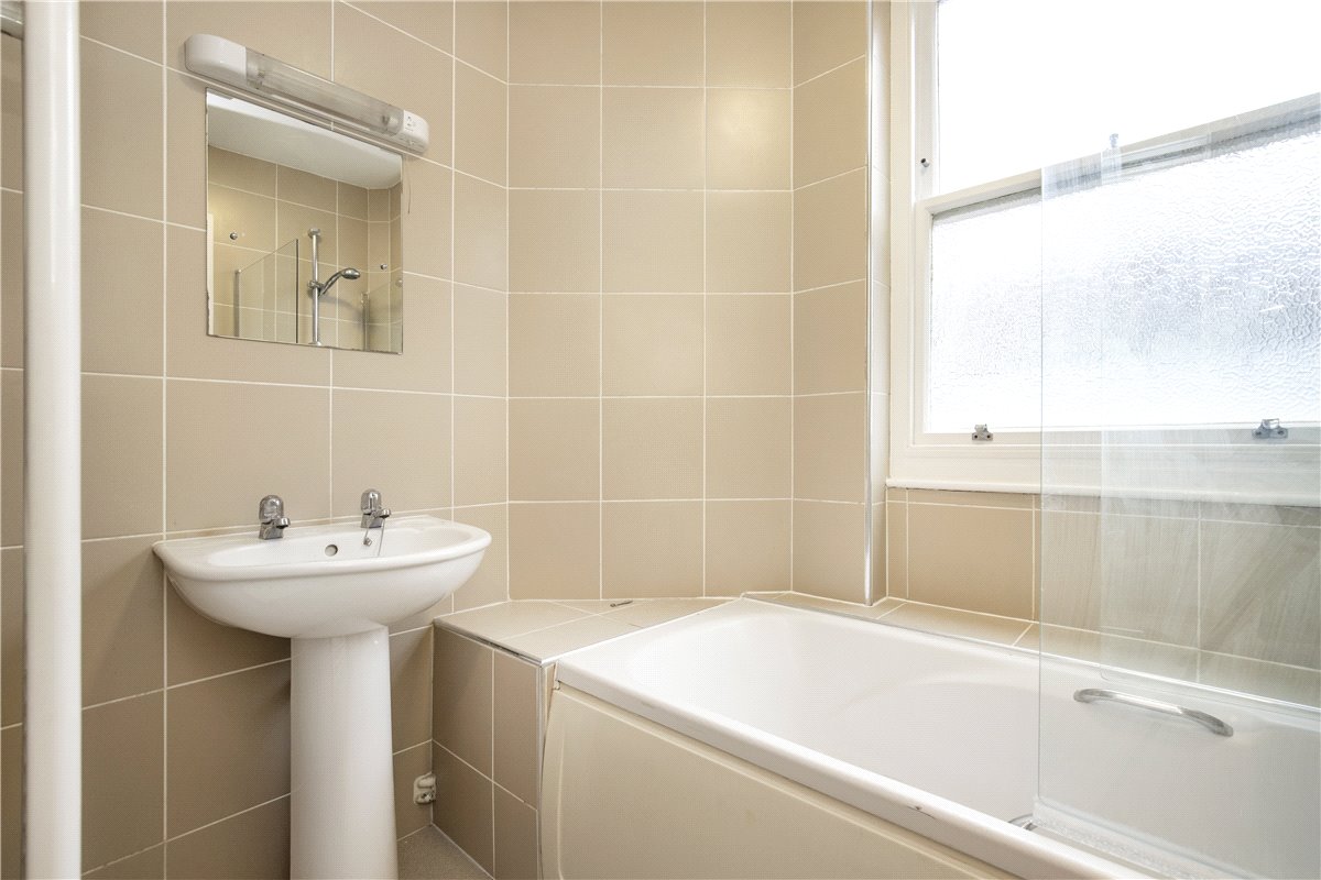 3 bedroom Flat, George Street, Marylebone, W1H - Available, Image 2
