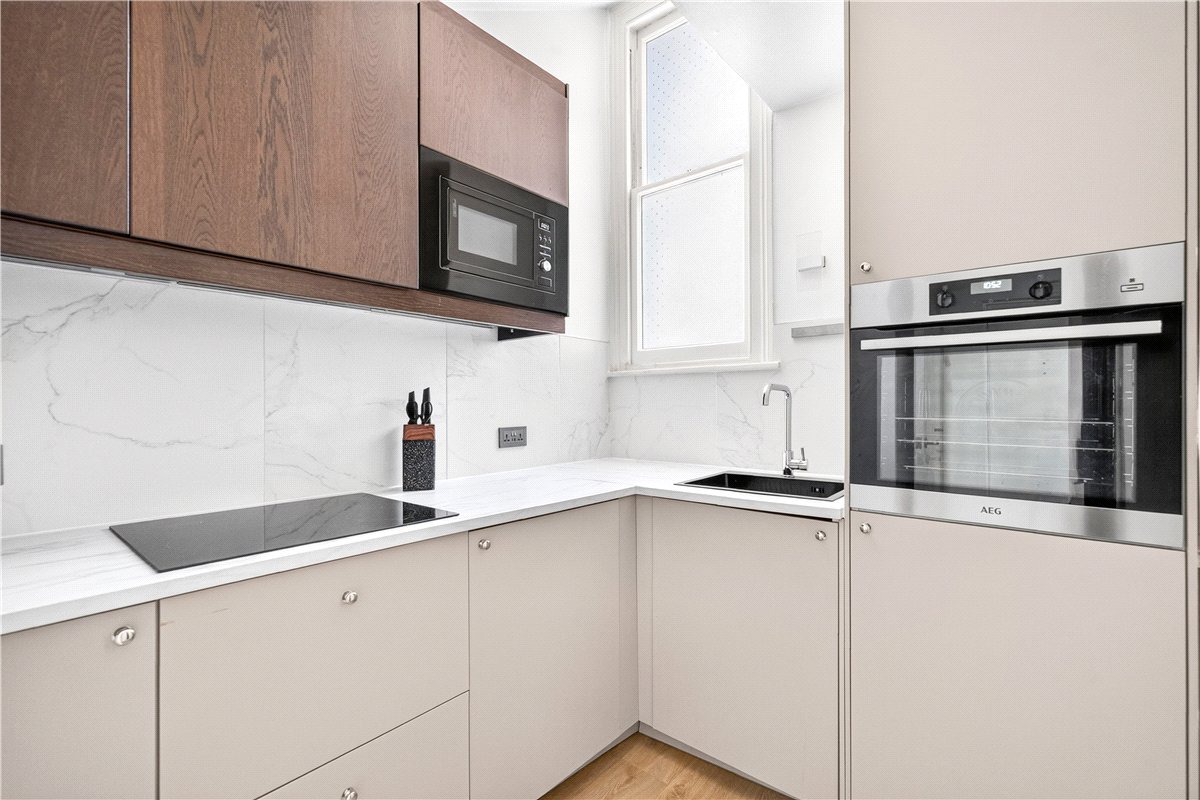 0 bedroom Flat, Bramham Gardens, Earls Court, SW5 - Available, Image 3