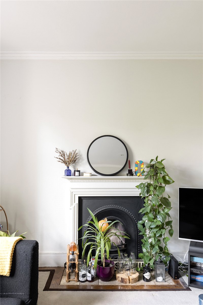 2 bedroom Flat, Trinity Crescent, Tooting Bec, SW17 - Sold, Image 13